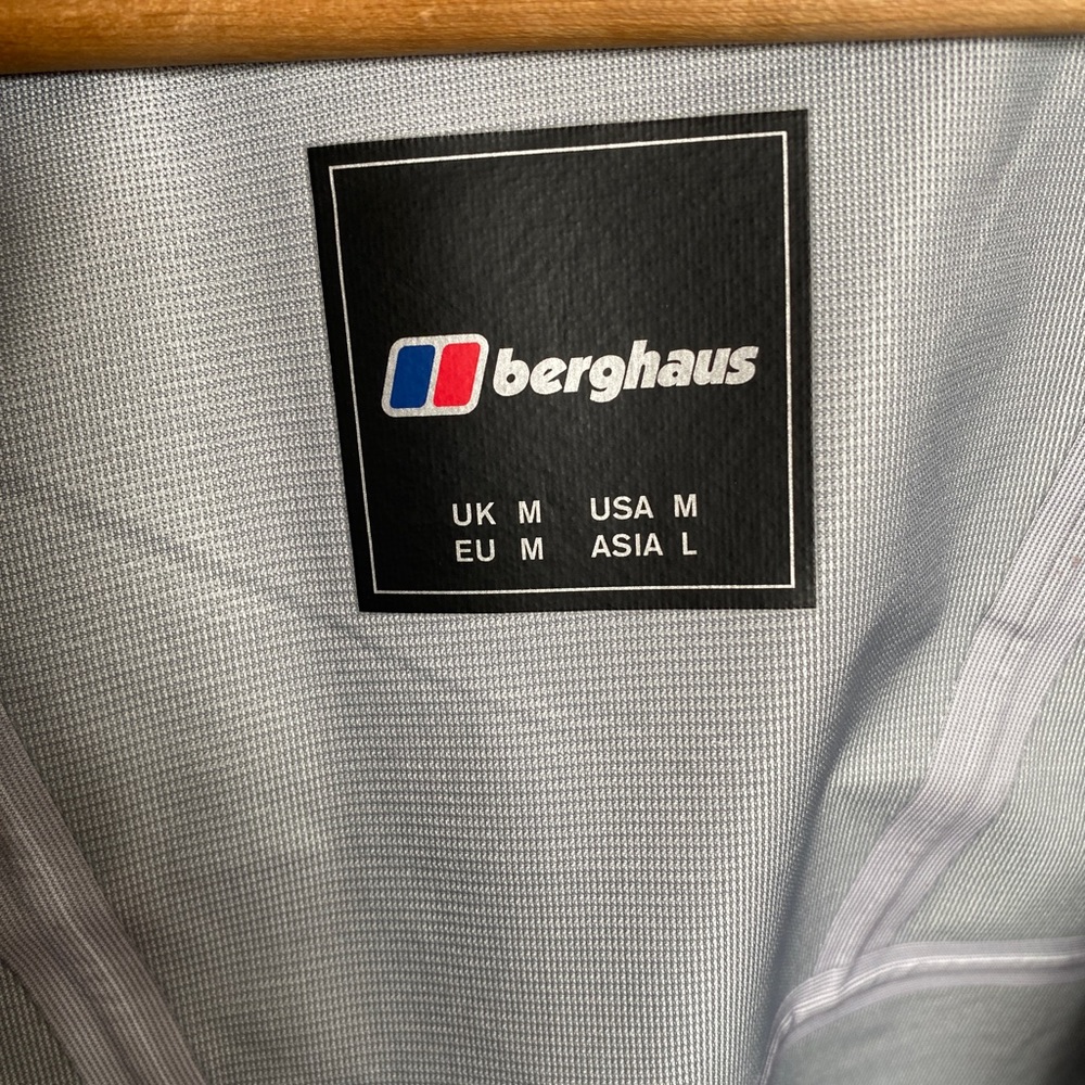 Berghaus Ridgemaster 3-layer Goretex Shell Jacket - Medium - Picture 4 of 11